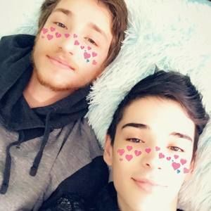 Meet your Posher, Carl